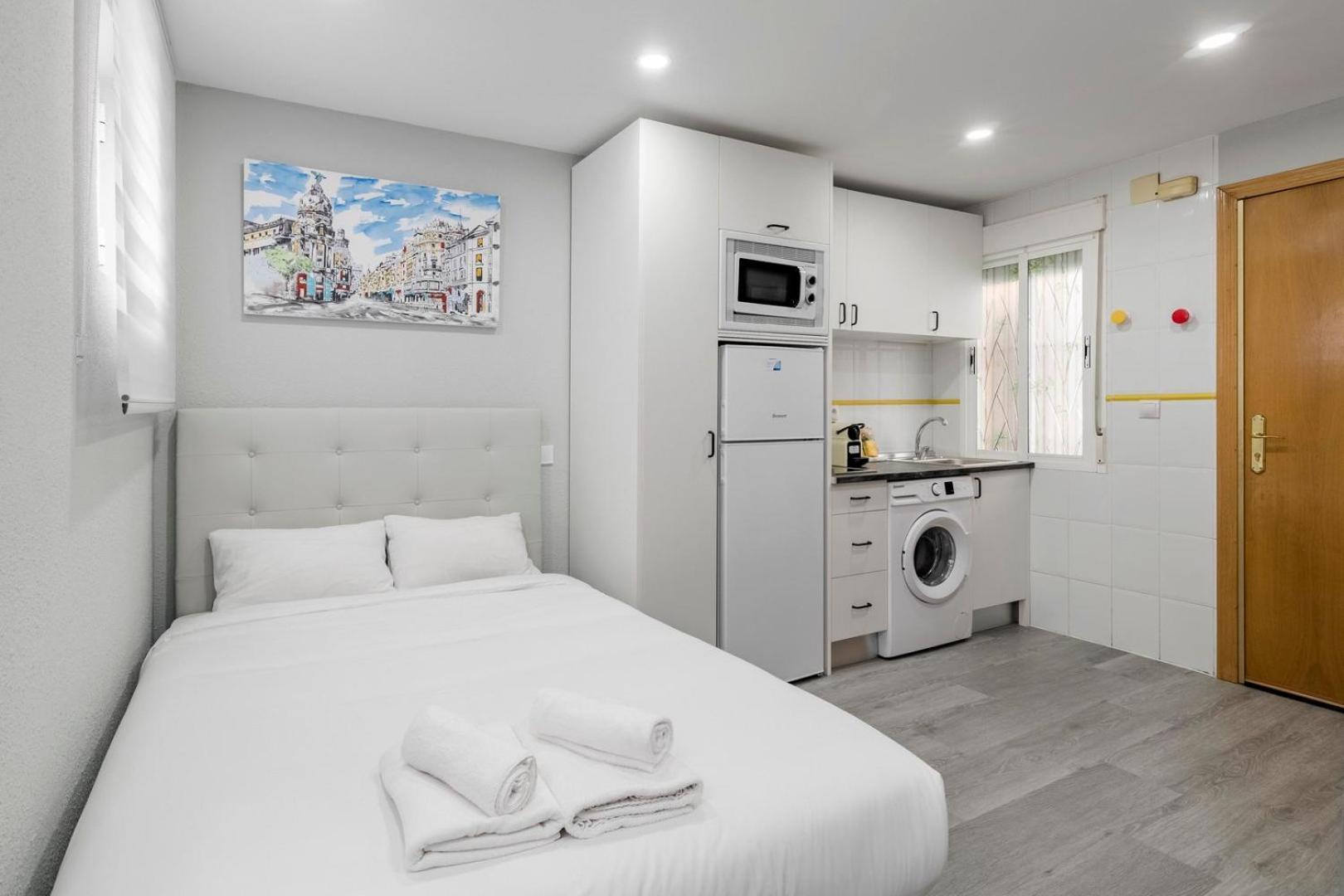 Guestready - Cozy Studio In Madrid'S Heart Exteriör bild