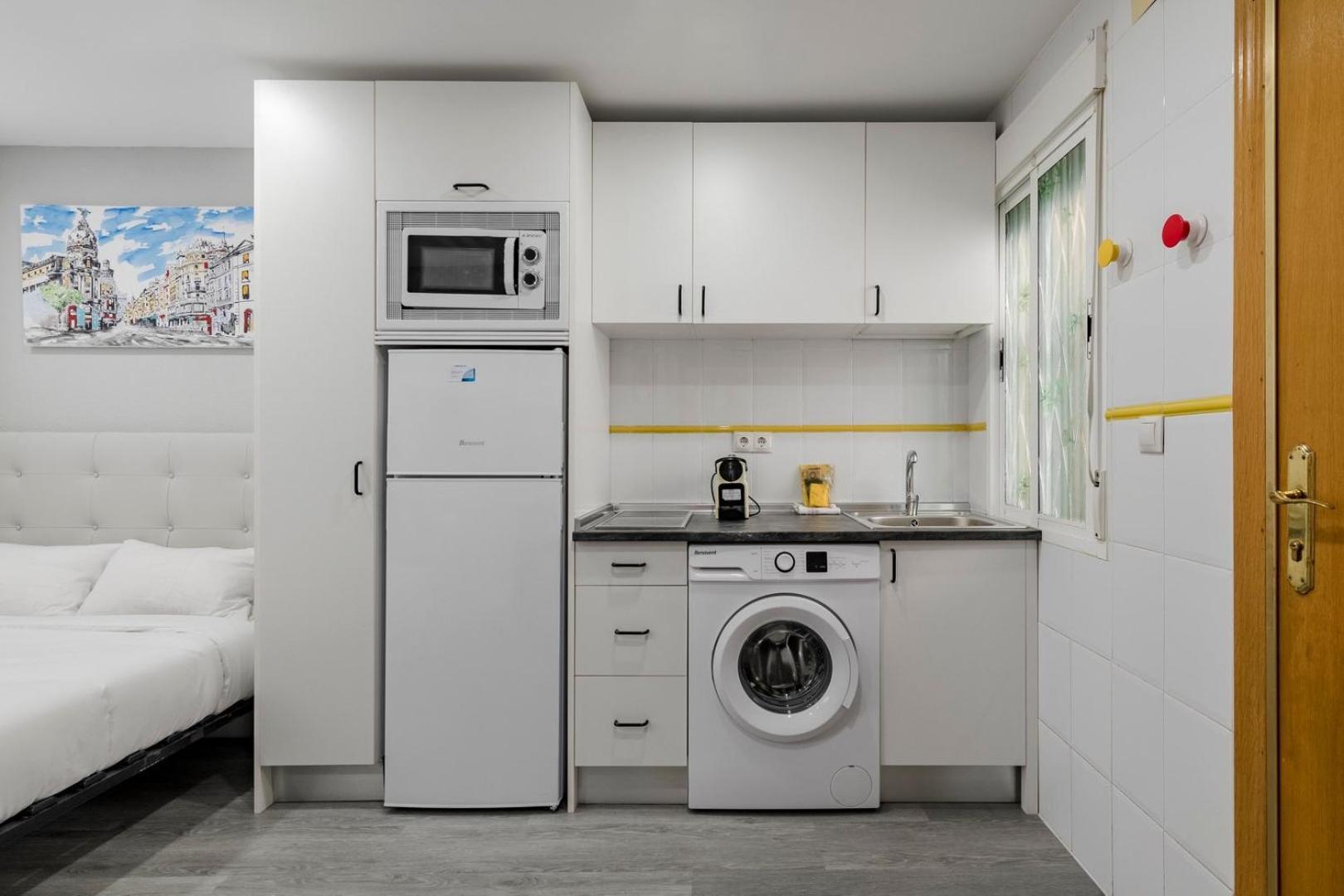 Guestready - Cozy Studio In Madrid'S Heart Exteriör bild